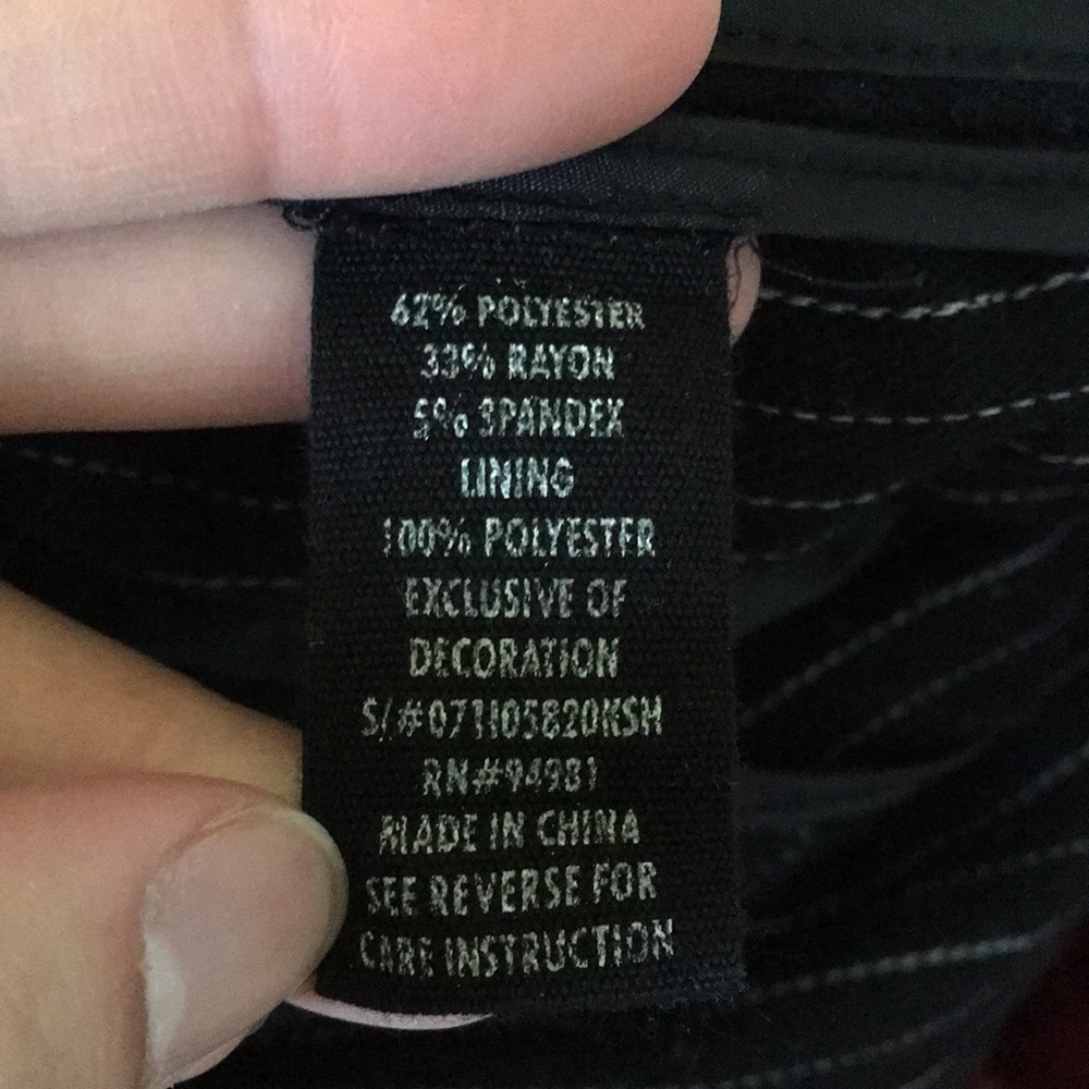 ❌❌SOLD❌❌Pinstripe Shorts - Picture 3 of 4